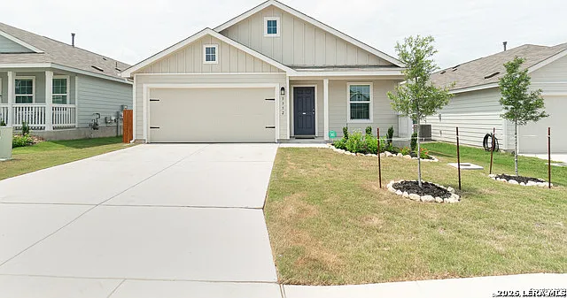 5352 Forbs Ln