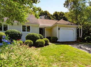 1 Upland Cir #1, Mashpee, MA 02649