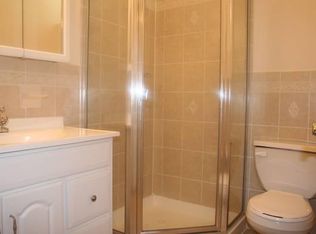 458 Beach Rd, Staten Island, NY 10312