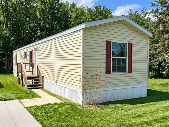 2883 Carrie Ave #88, Southington, OH 44470