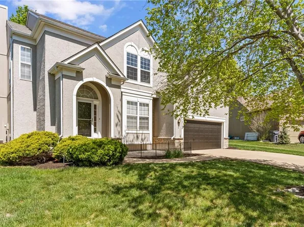 15126 W 157th Ter, Olathe, KS 66062