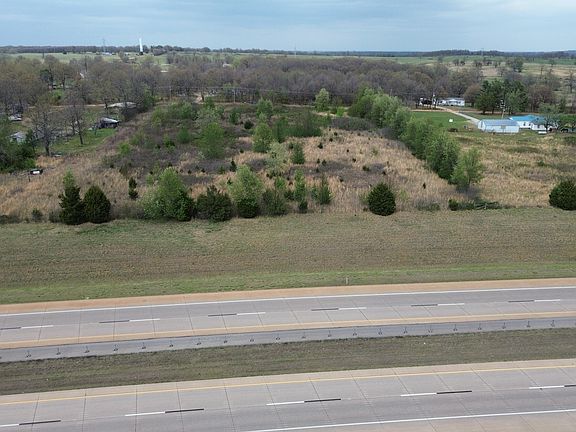 4th image of 11151 E 550th Rd
