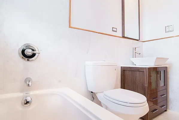 Rented by WAM Partners - William Moses Co. | media 57