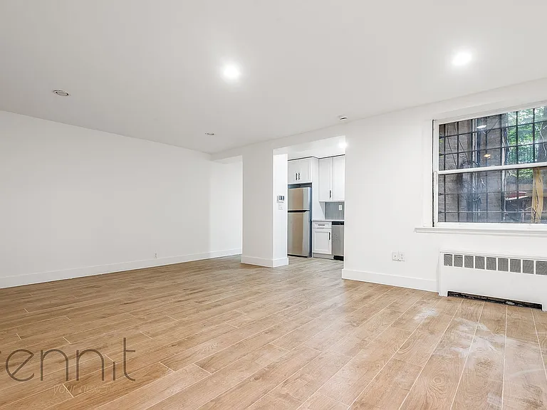 123 8th Ave #PRIVATE-BACK — Photo 6