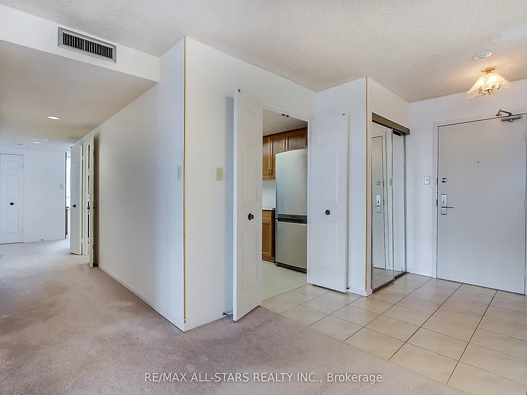 255 Bamburgh Cir #1203 — Photo 7
