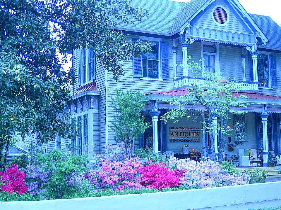 Front of 290 N Milledge 
