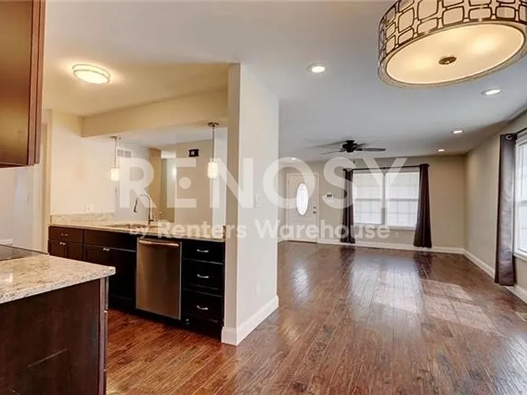 3836 Lloyd St — Photo 20