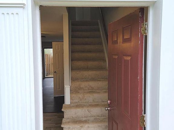 4th image of 11138 Rock Garden Dr