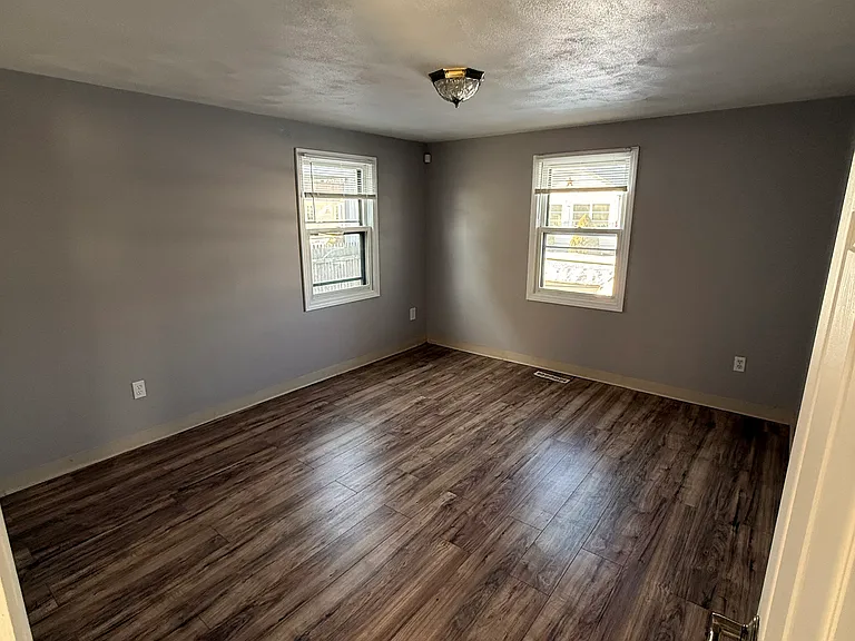 97 Wendell St — Photo 3