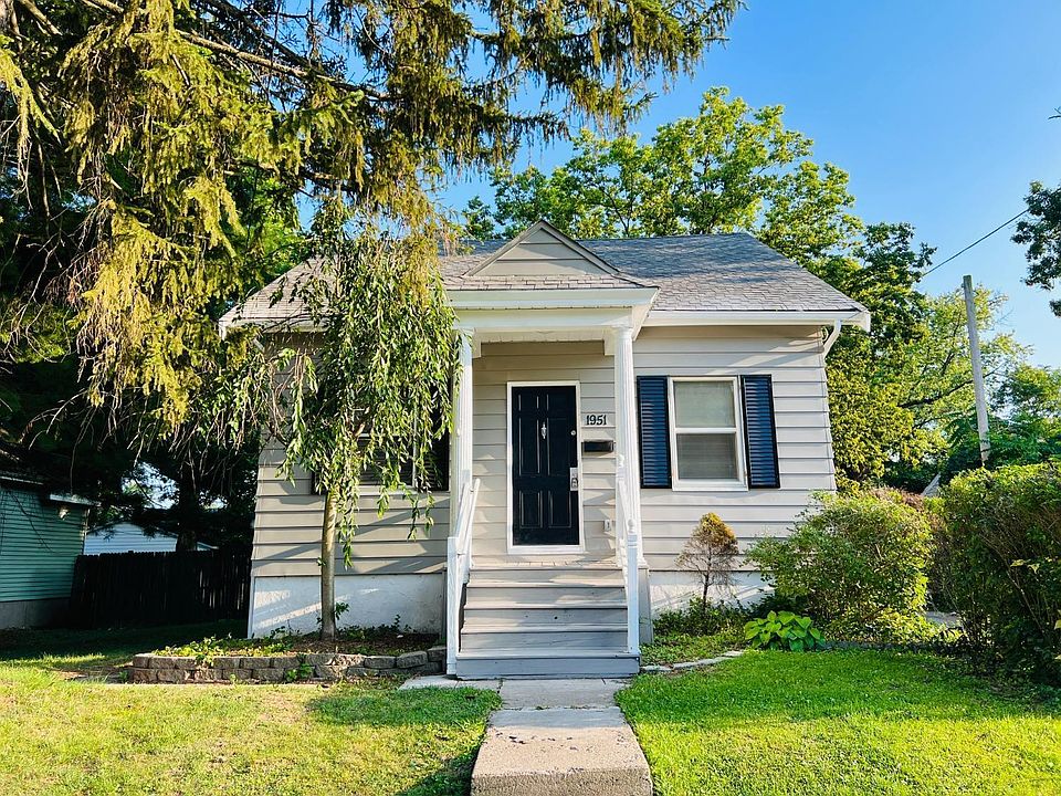 1st image of 1951 Emerson Ave