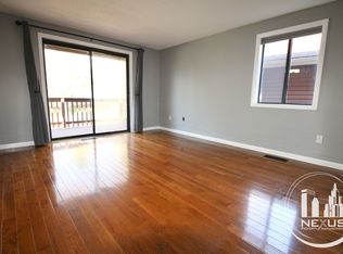 25 Florence Rd UNIT 1, Branford, CT 06405