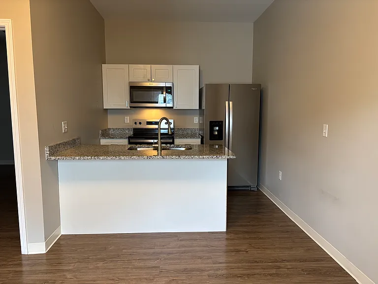 801 Olive St #D — Photo 2