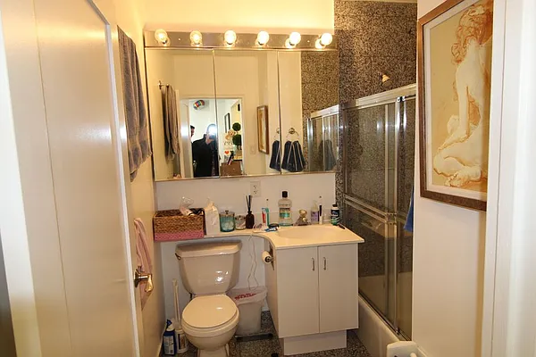 Rented by Mossanen Group | media 34