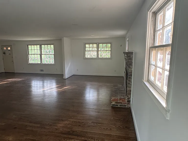 2395 Rhineland Ct — Photo 11