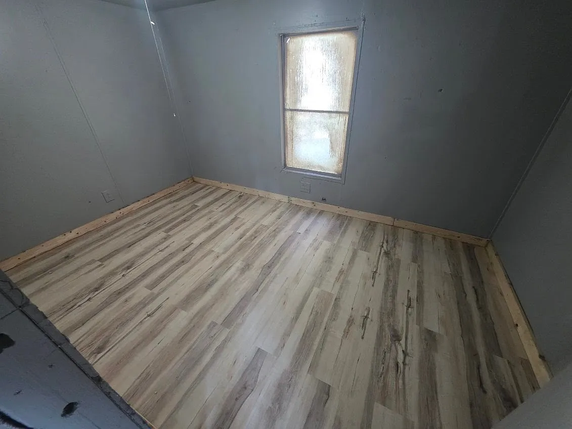 2 bed, 900 sqft, $995 — Photo 4