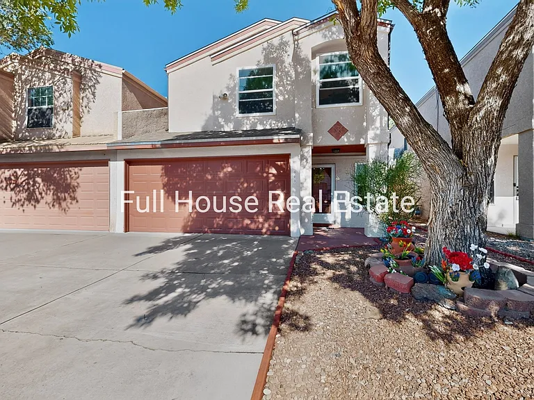 1905 Amor Dr NW — Photo 2