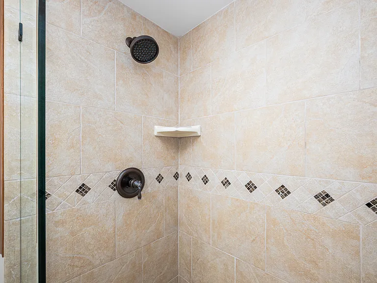 117 Marine Ave #B — Photo 38