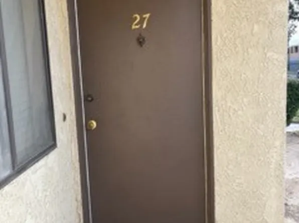 44200 Kingtree Ave Unit 27, Lancaster, CA 93534