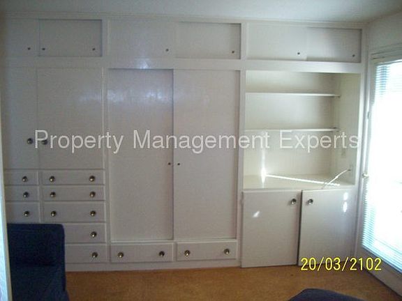 3rd image of 1000 W Monterey Ave