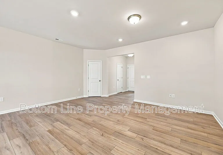460 Glen Clova Dr — Photo 44