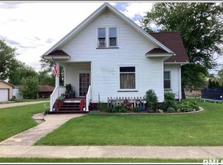 204 E Washington St, Victoria, IL 61485