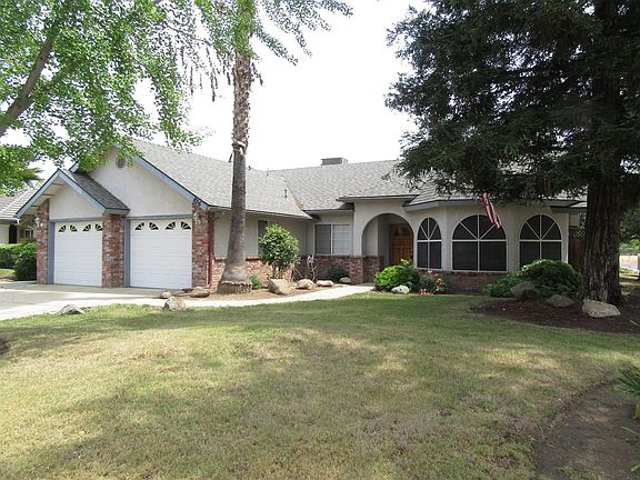 2nd image of 826 N Lebec Ct