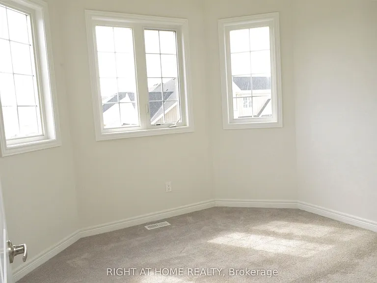 65 Jazzberry Rd #2 — Photo 21