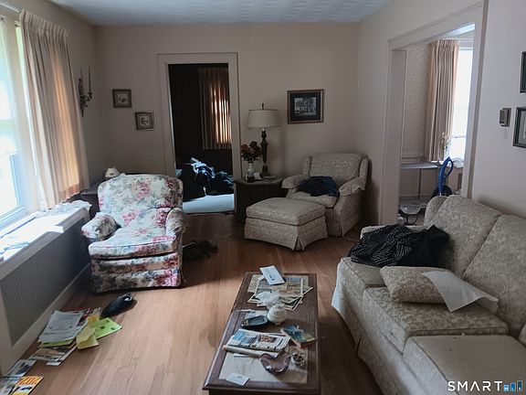 5th image of 63 Robert Street