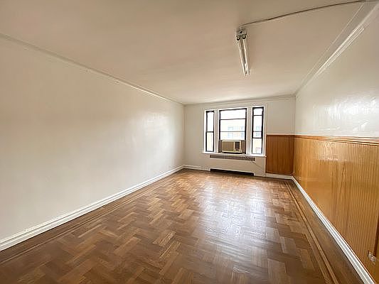 4th image of 43-08 41st St #6J