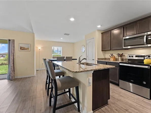 250 Lisette ST, FORT MYERS, FL 33913