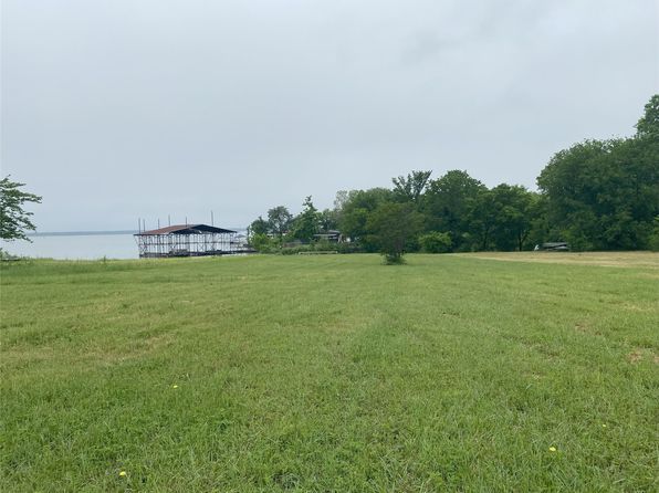 3892 Thunder Point Dr, Lone Oak, TX 75453