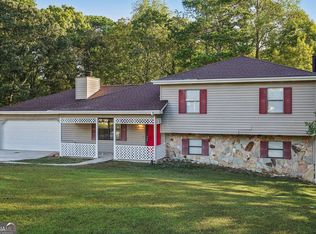1076 Westwood Pl, Grayson, GA 30017