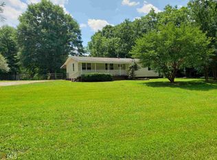 114 Hudgens Rd, Newnan, GA 30265