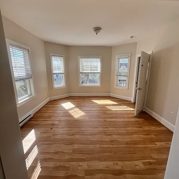 174 Pine St #3 — Photo 2