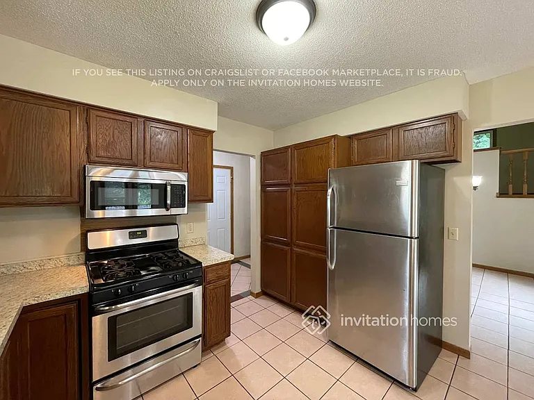 5325 W 140th St — Photo 5