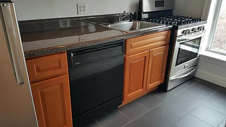 Rented by SubHut Realty USA, Inc.