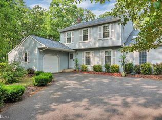 6 Hoot Owl Dr, Sicklerville, NJ 08081