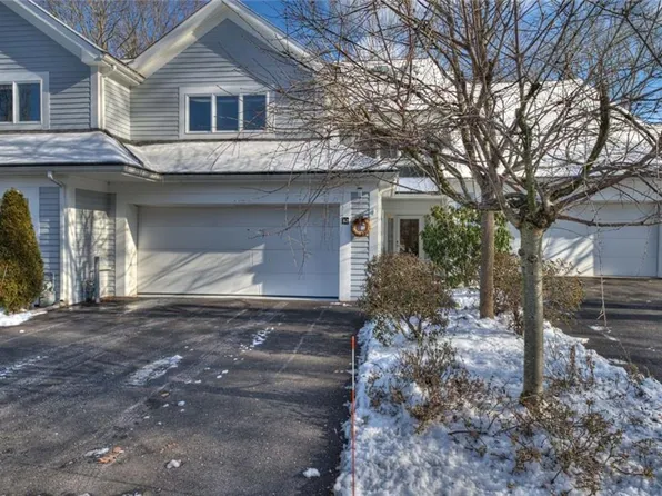 42 Bagy Wrinkle Cv, Warren, RI 02885