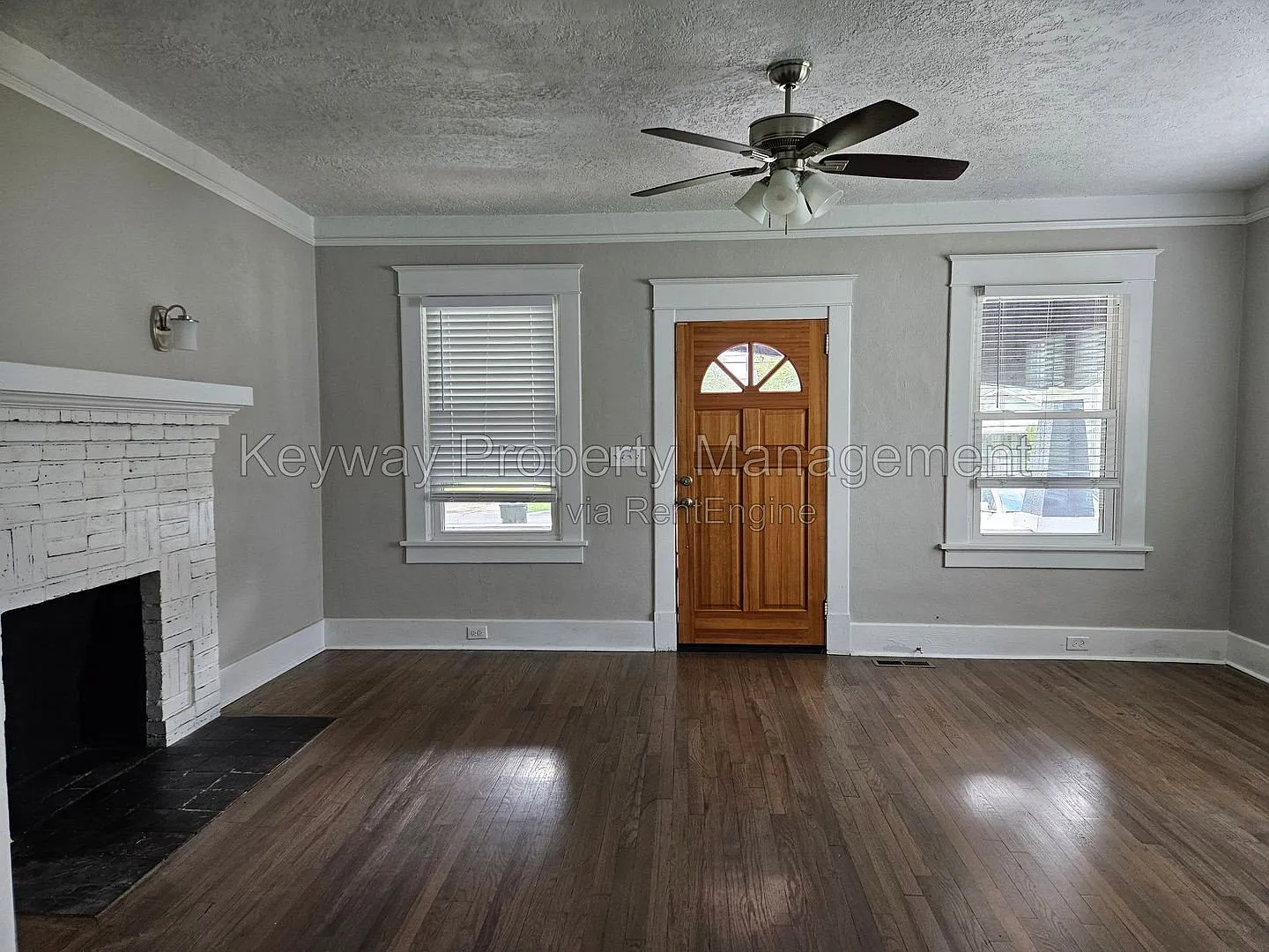 3 bed, 2.0 bath, 1530 sqft, $1,450 — Photo 2