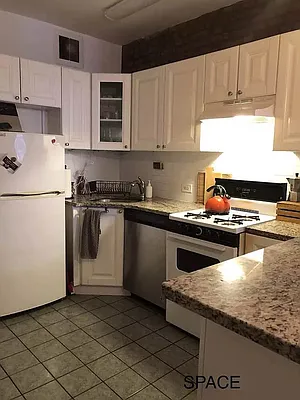 Rented by Space Real Estate | media 23