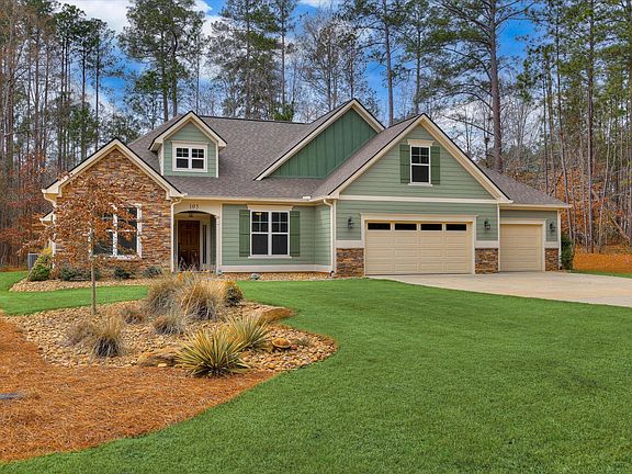 4th image of 105 Evergreen Lane