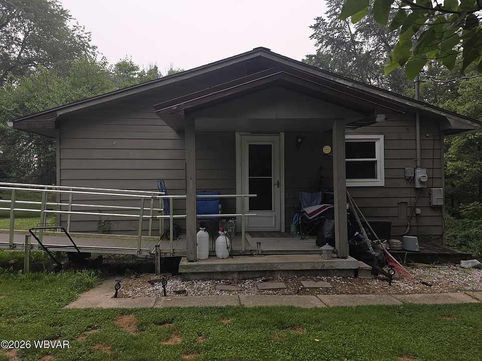1st image of 32 Pine Meadow Ln