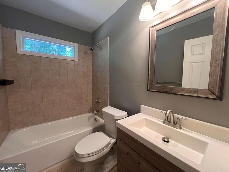 1947 Kenwood Pl SE — Photo 21