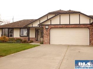 1012 N Littlejohn Way, Sequim, WA 98382