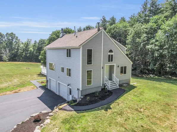 96 Sandown Road, Chester, NH 03036