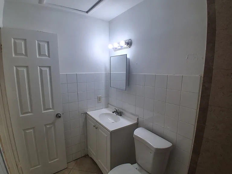 401 SW 13th Pl #705 — Photo 15