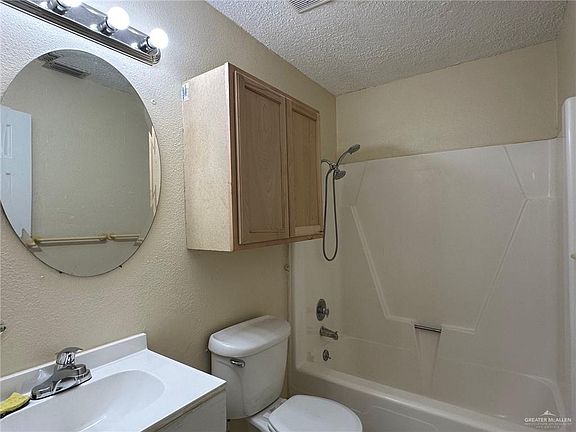 5th image of 2617 Eagle Ave