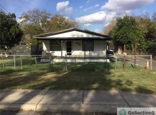 1315 E Pyron Ave, San Antonio, TX 78214