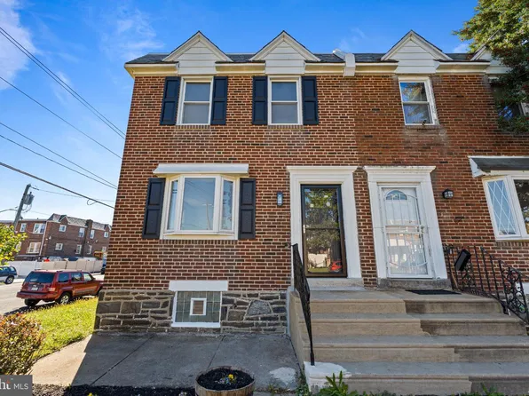 1142 Fanshawe St, Philadelphia, PA 19111