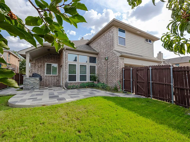1352 Bentgrass Dr — Photo 38